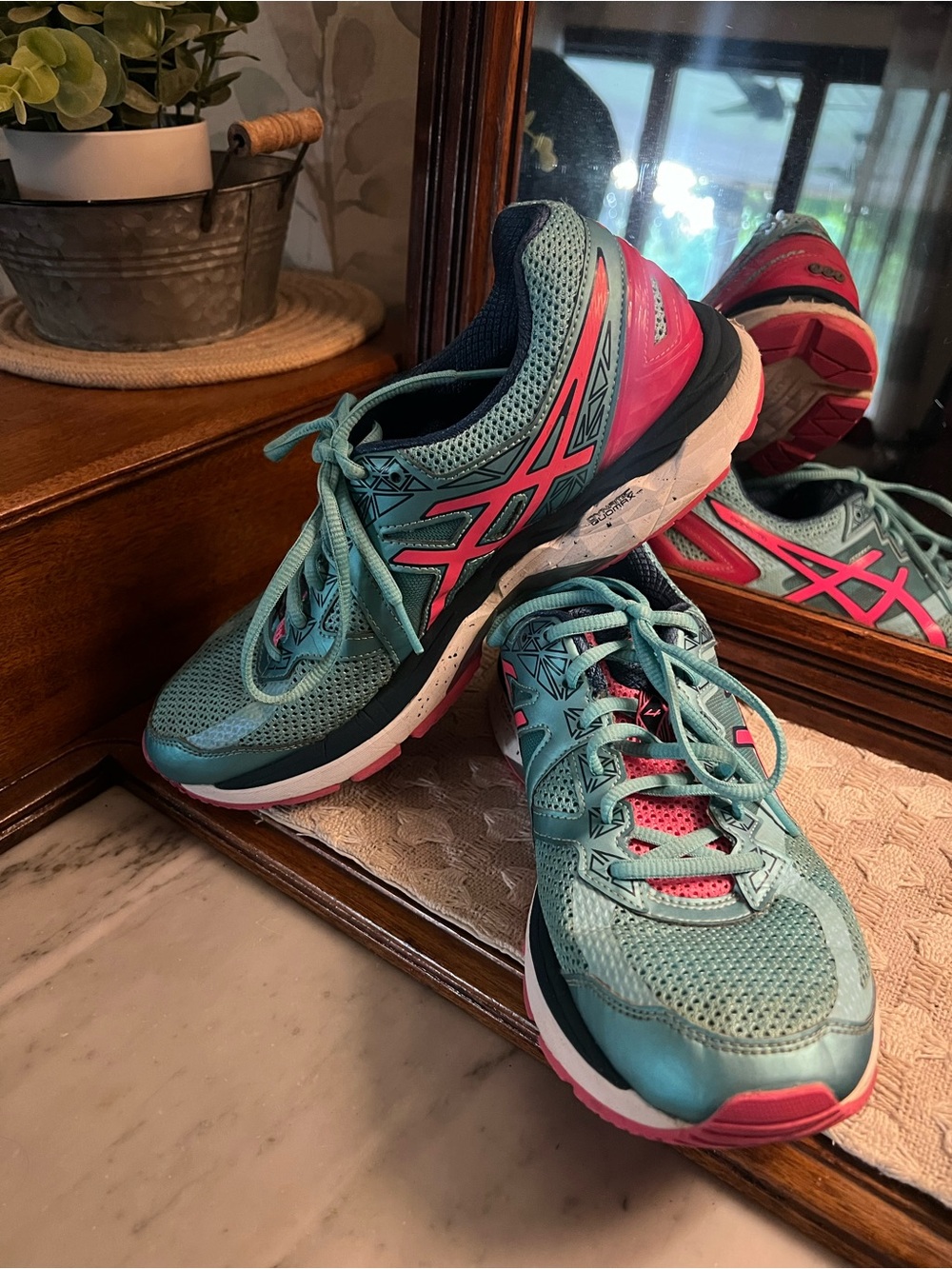 ASICS Classic GT-2000 4 Athletic Casual Running Sneakers Teal Pink Wms Size‎ 9.5